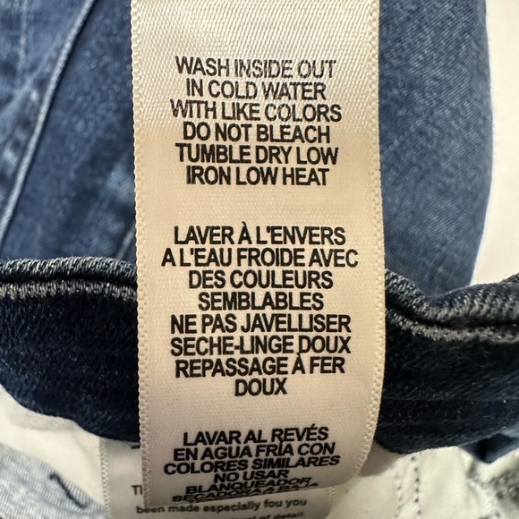 Good American GOOD LEGS RAW STEP HEM